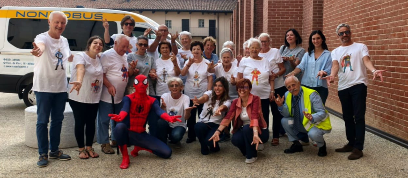 MOSTRA SUPERHEROES