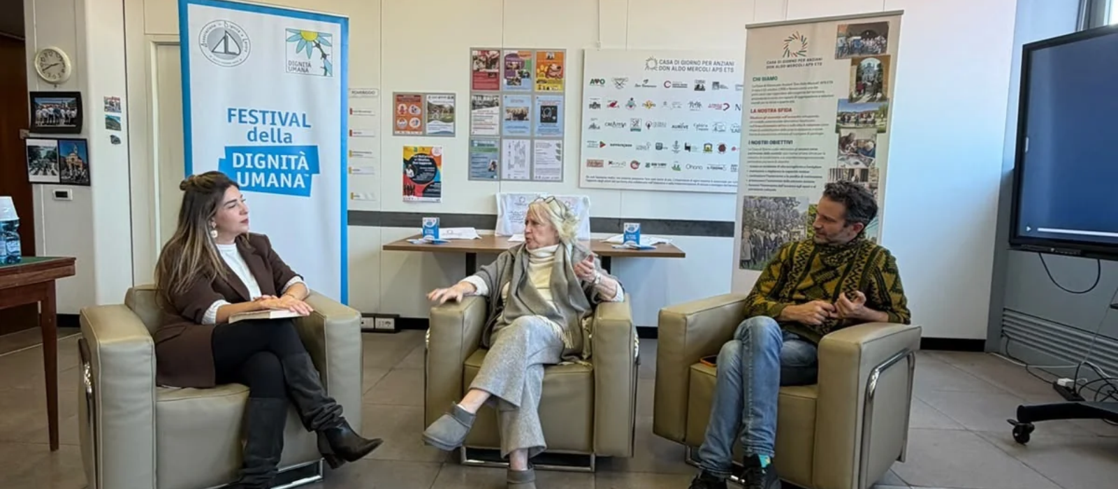 PRESENTAZIONE DEL LIBRO "UN SOGNO DI POLVERE E ACQUA"