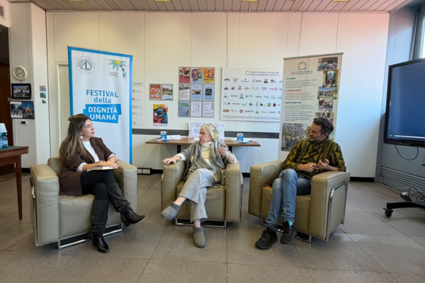 PRESENTAZIONE DEL LIBRO